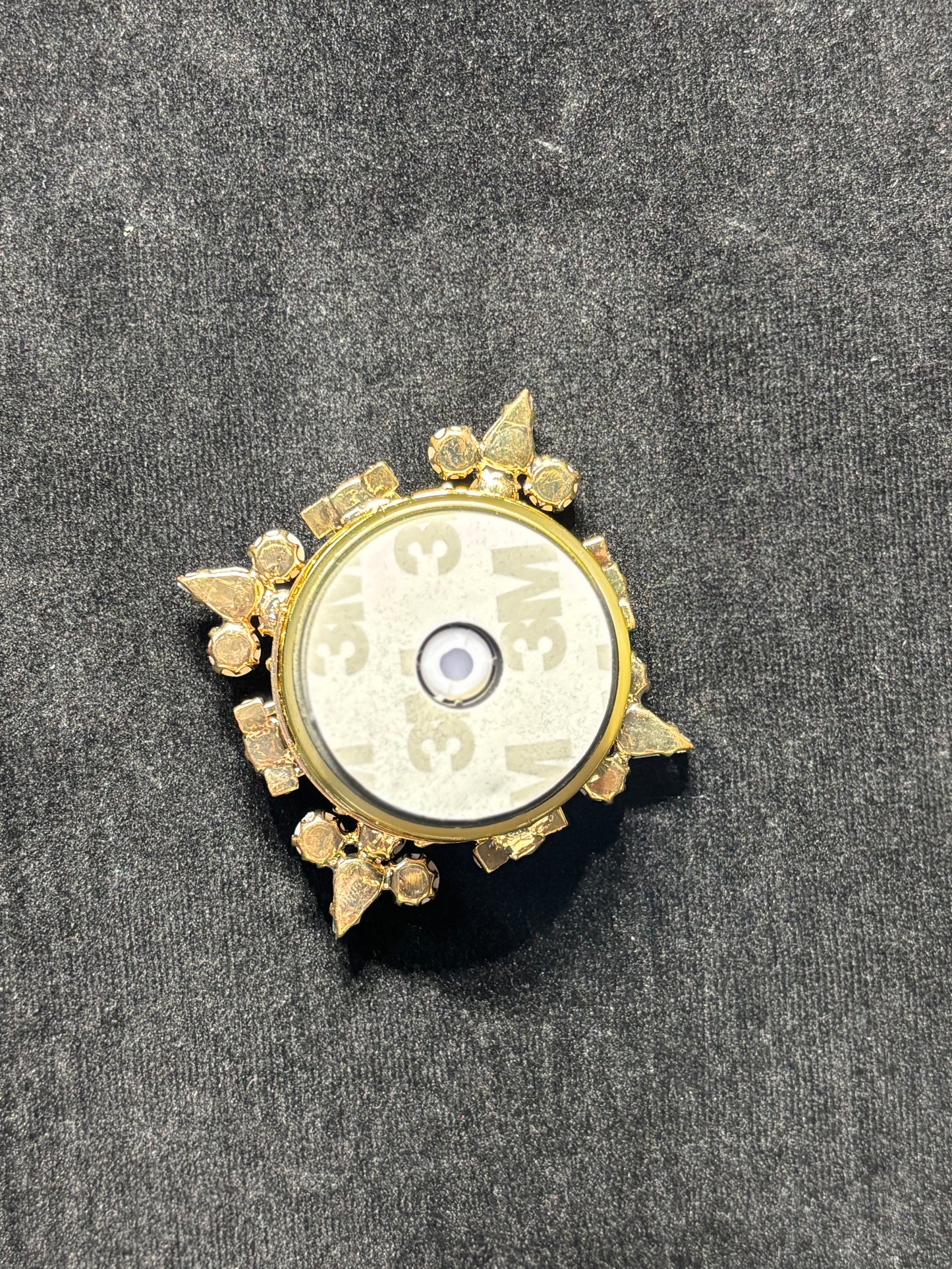 Glamorous Red Gem & Pearl Pop-Socket!